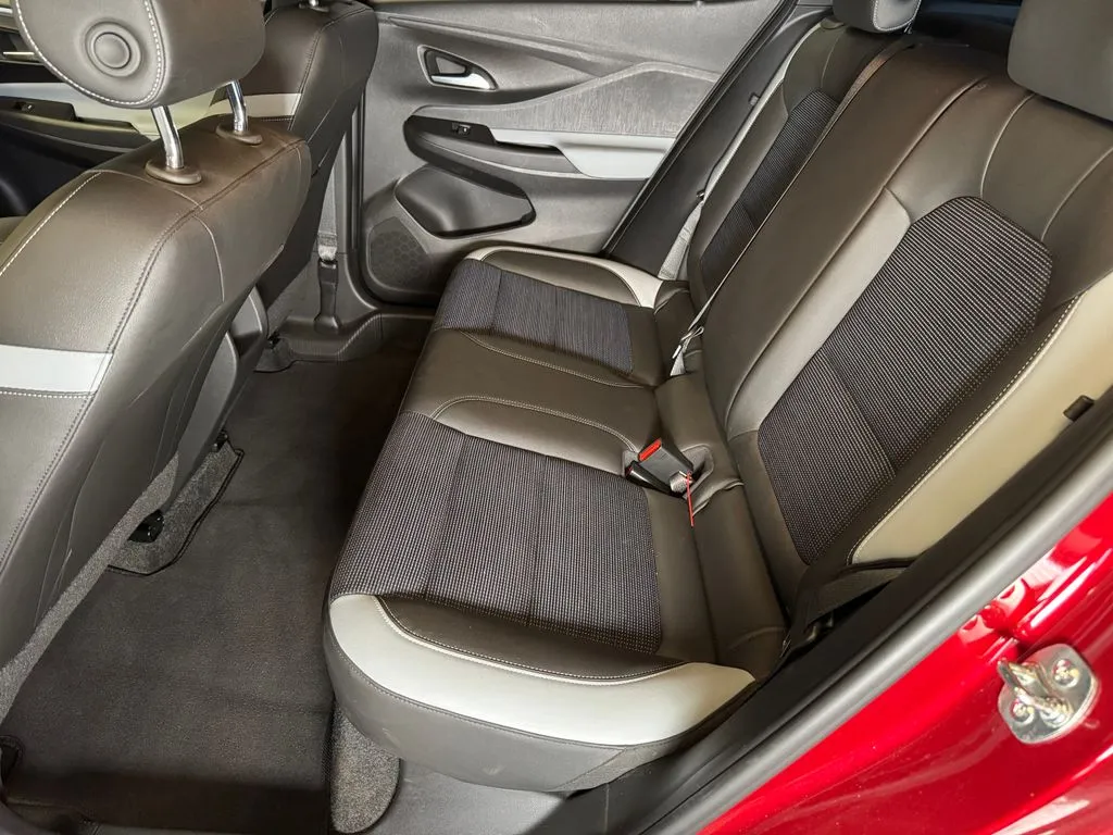 Buick Envista photo 21