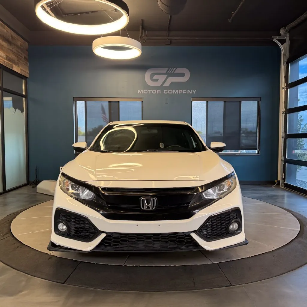 Honda Civic photo 8