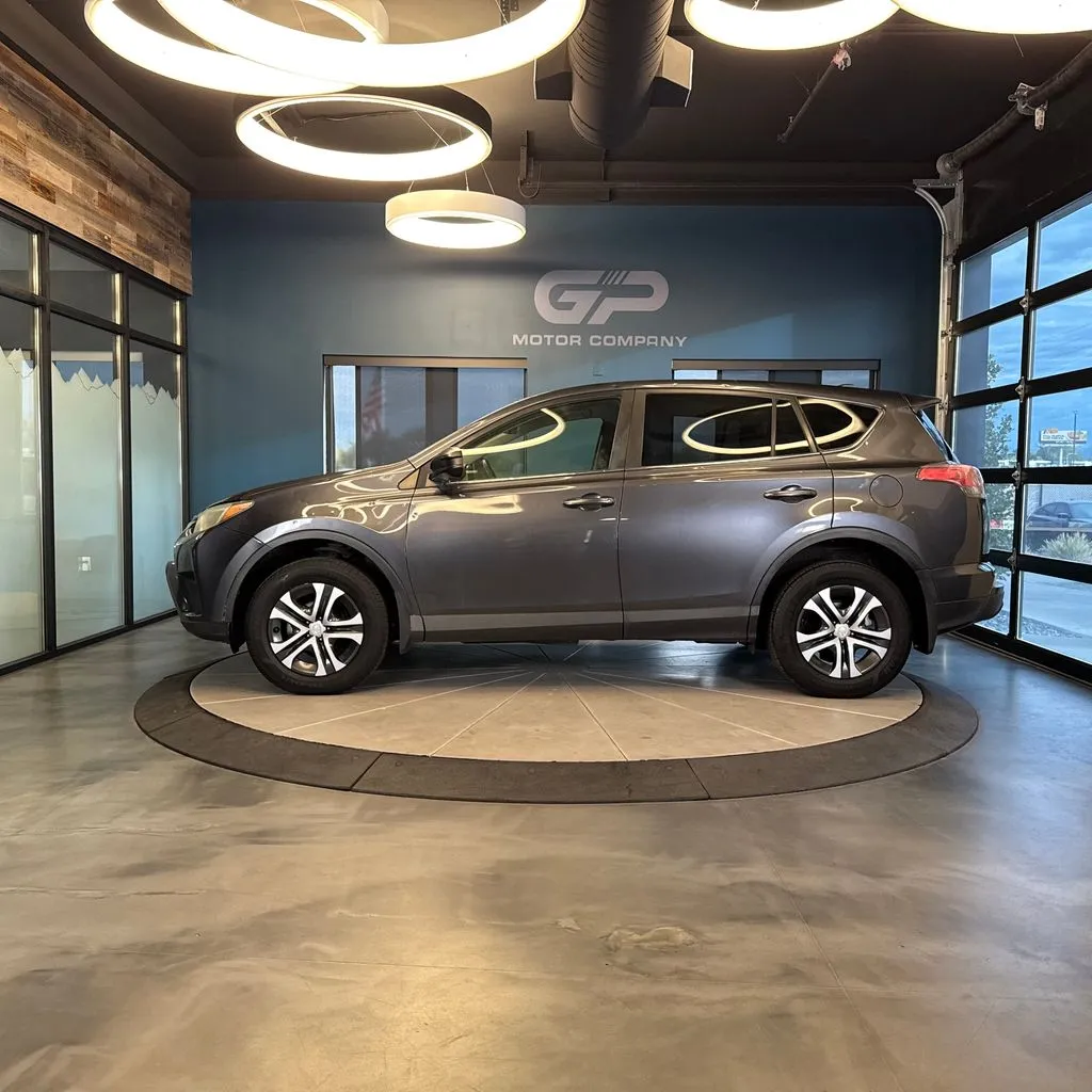 Toyota RAV4 photo 6