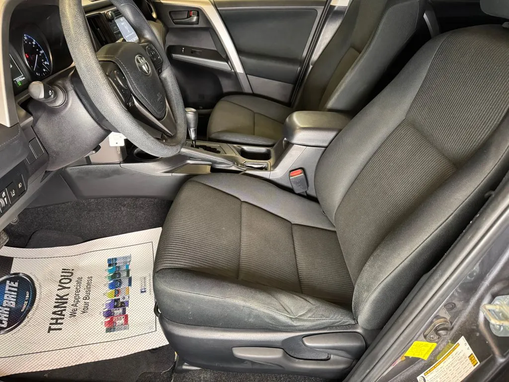 Toyota RAV4 photo 20