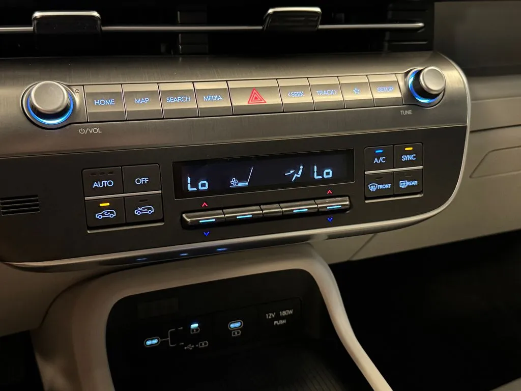 Hyundai Kona photo 15