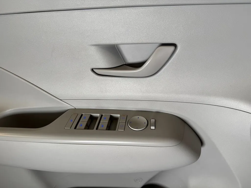 Hyundai Kona photo 18