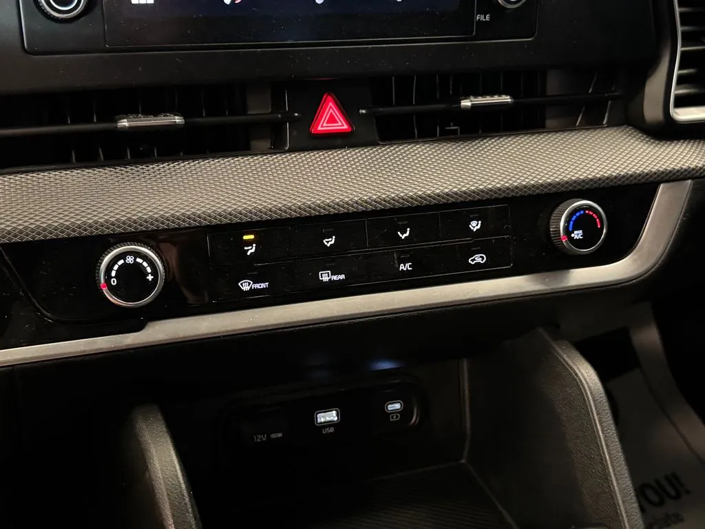 Kia Sportage photo 14