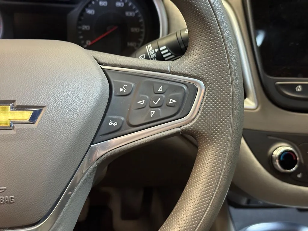 Chevrolet Malibu photo 11