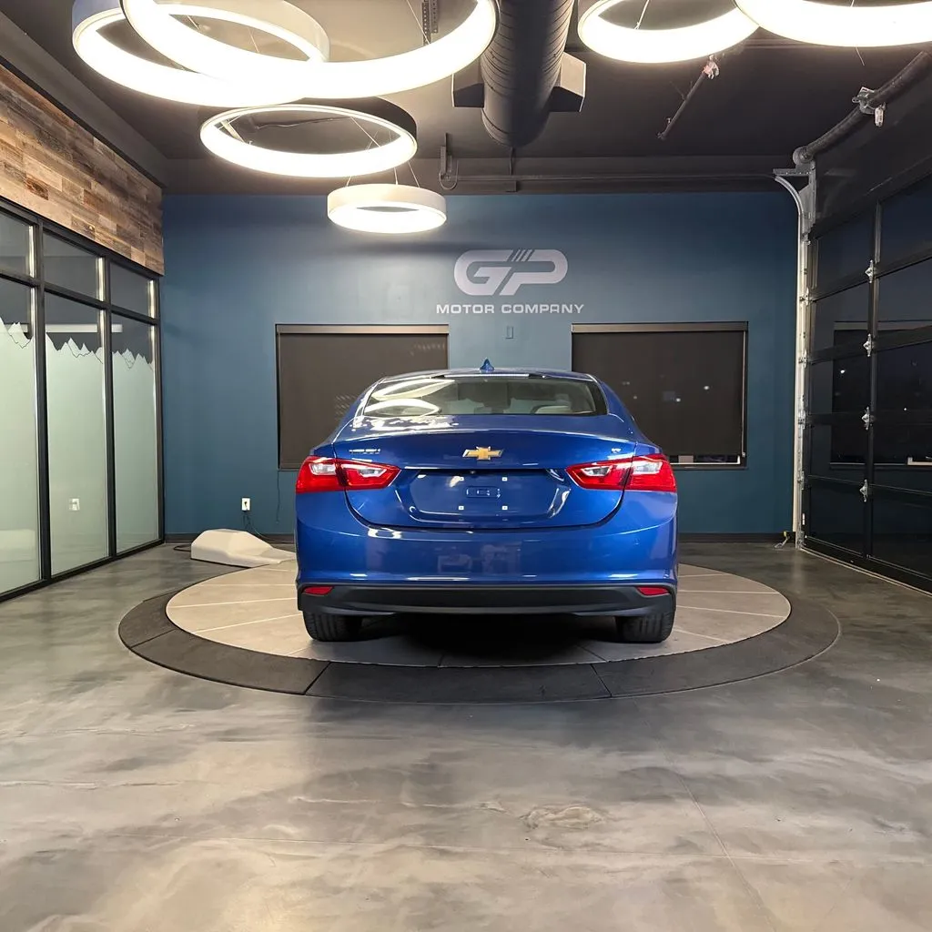 Chevrolet Malibu photo 4