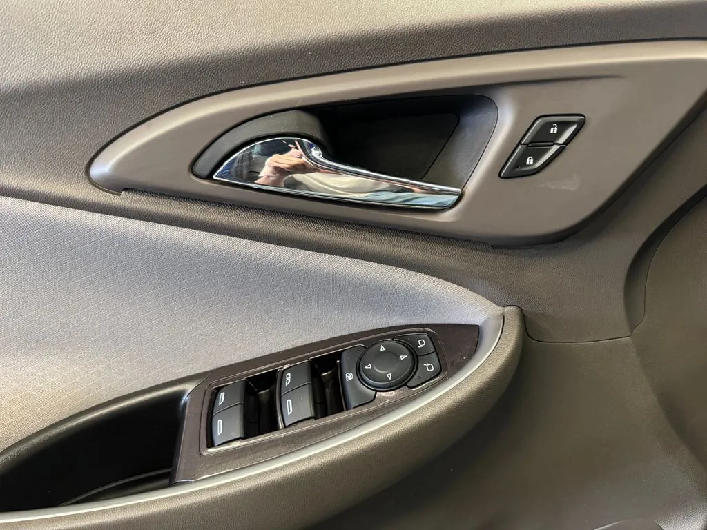 Chevrolet Malibu photo 18