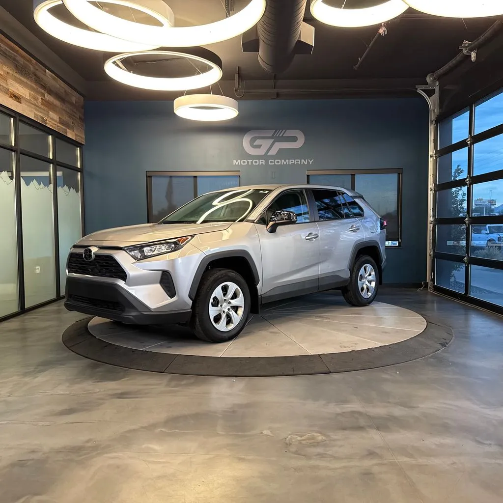 Toyota RAV4 photo 7
