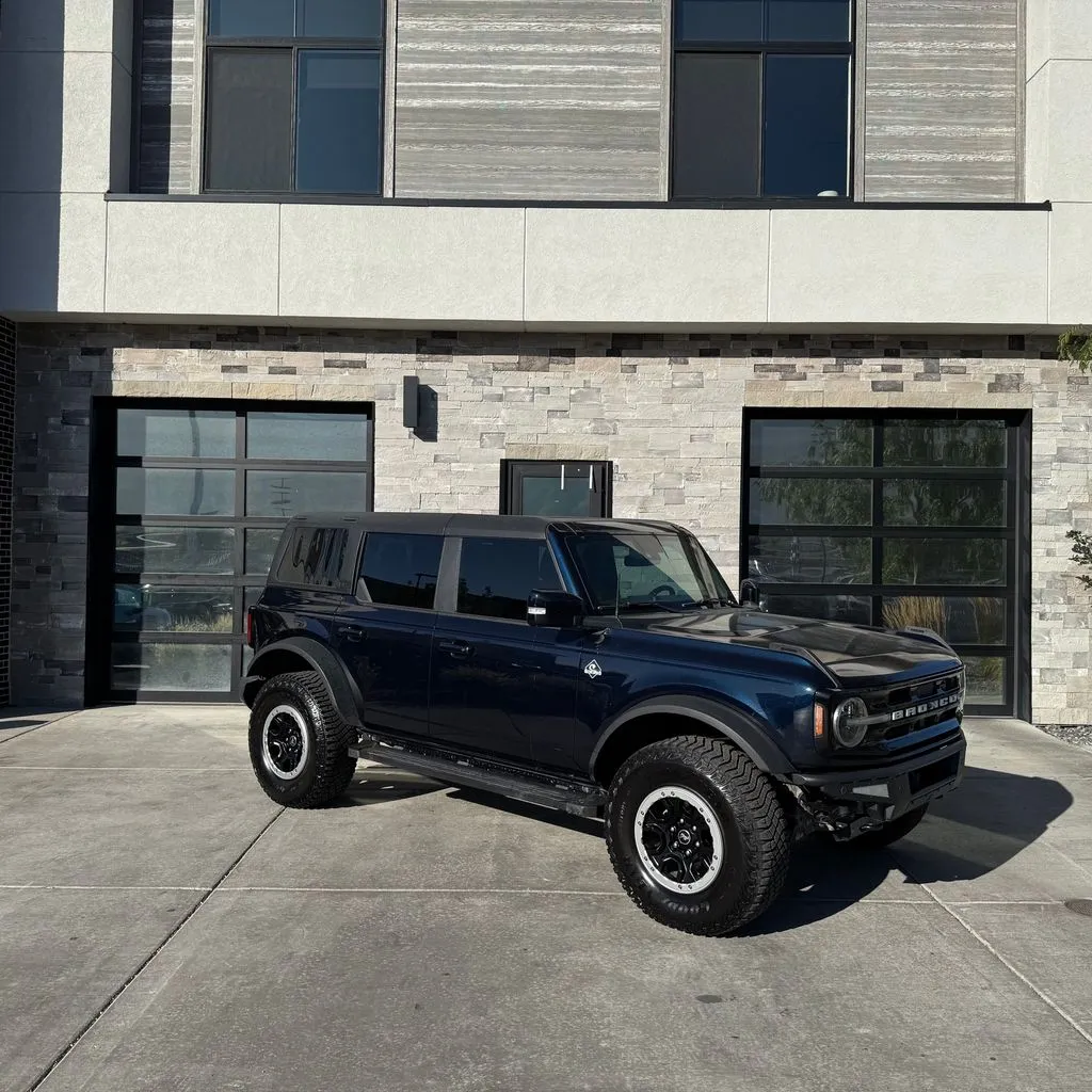 Blue 2021 Ford Bronco Outer Banks for sale in Kaysville, UT