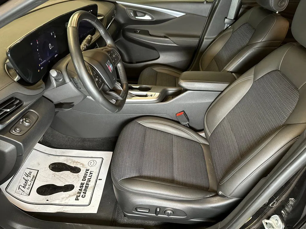 Buick Envista photo 20