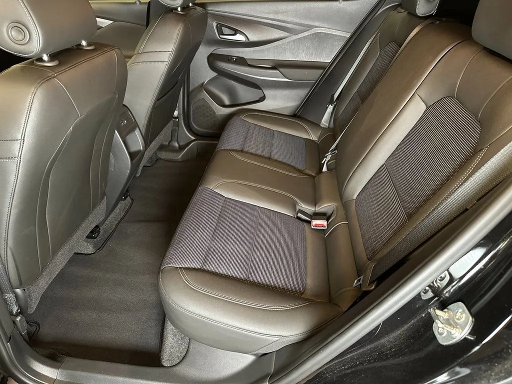 Buick Envista photo 21