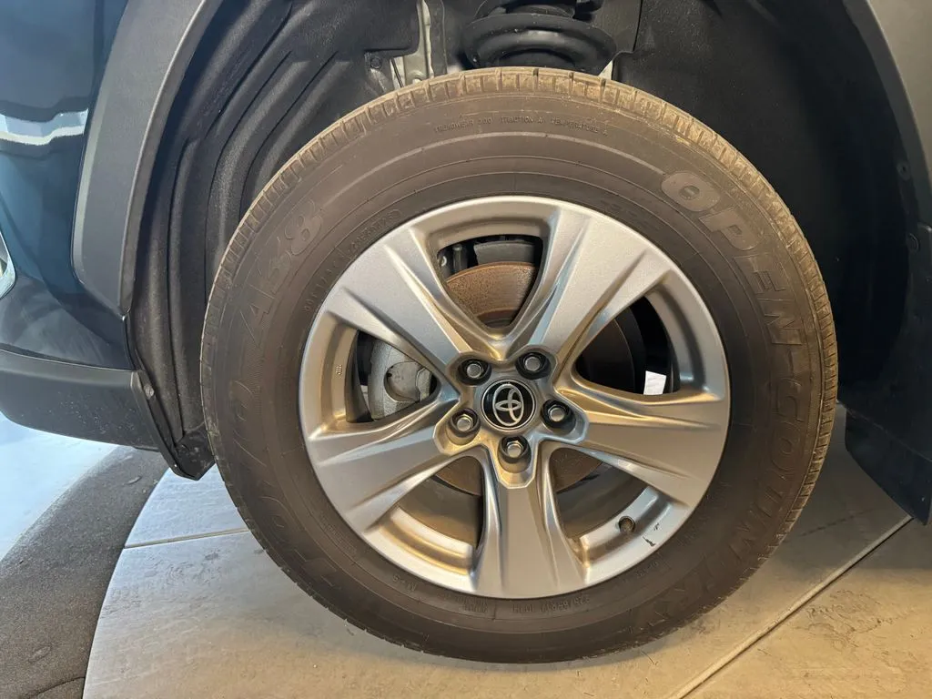 Toyota RAV4 photo 27