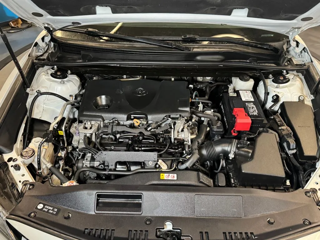 Toyota Camry photo 23