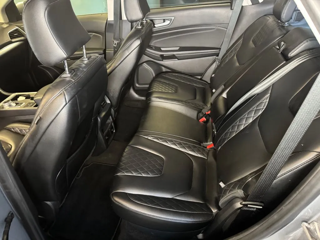 Ford Edge photo 20
