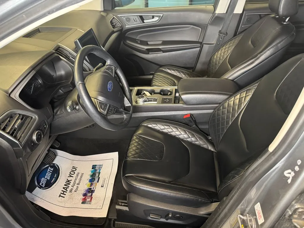 Ford Edge photo 19