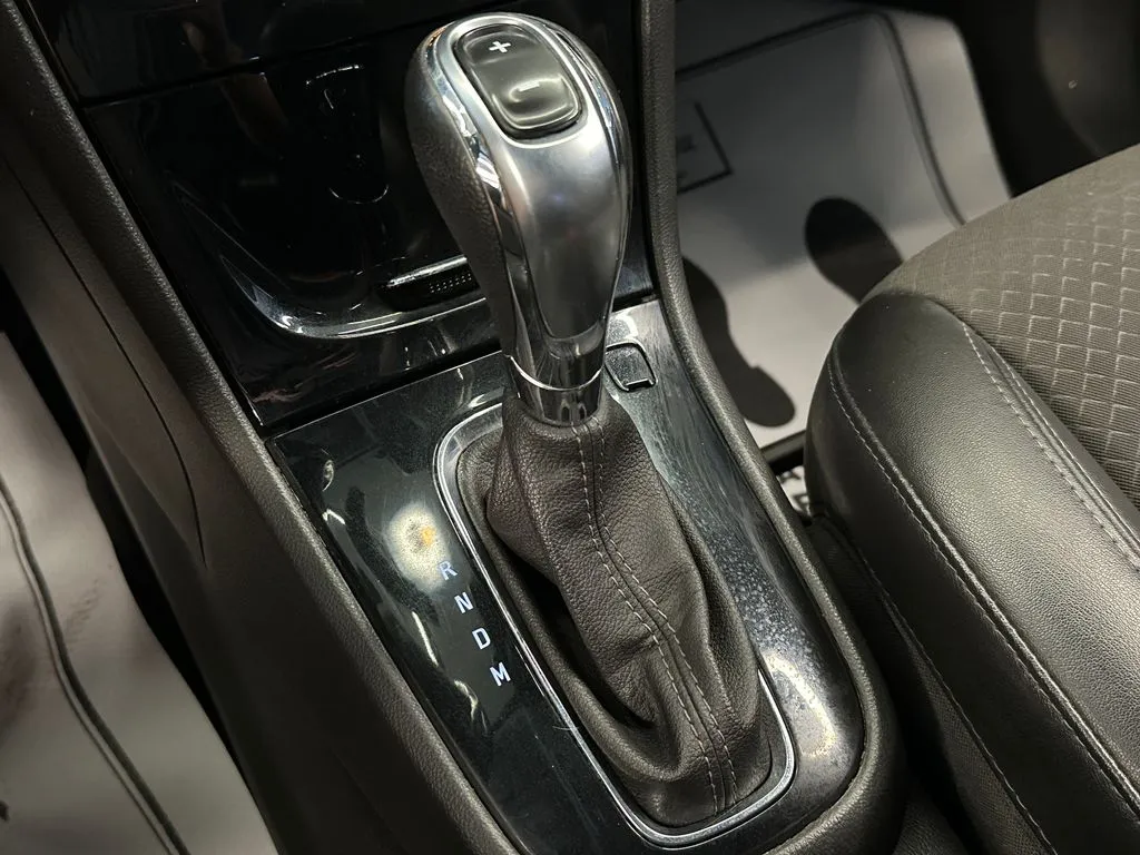 Buick Encore photo 16