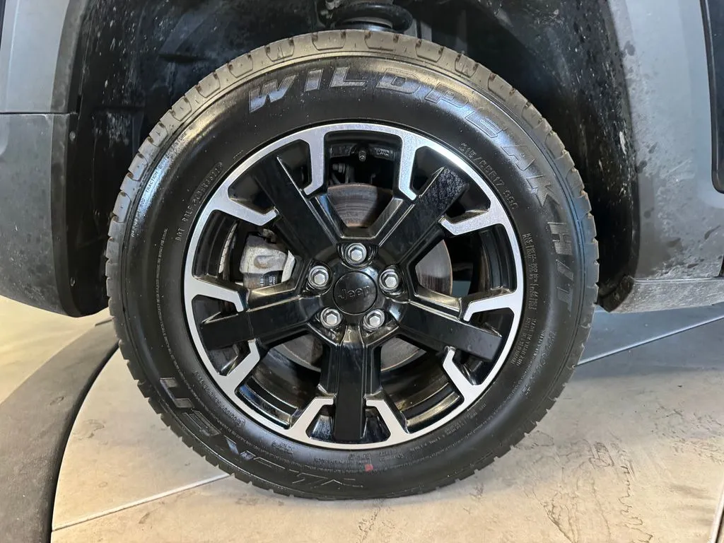 Jeep Renegade photo 25