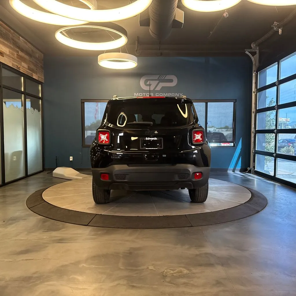 Jeep Renegade photo 4