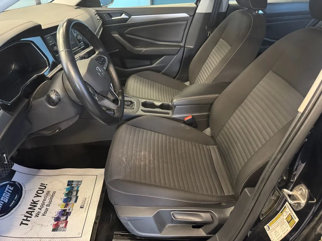 Volkswagen Jetta photo 21