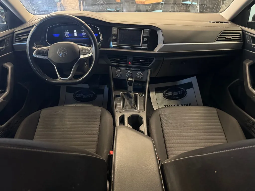 Volkswagen Jetta photo 10