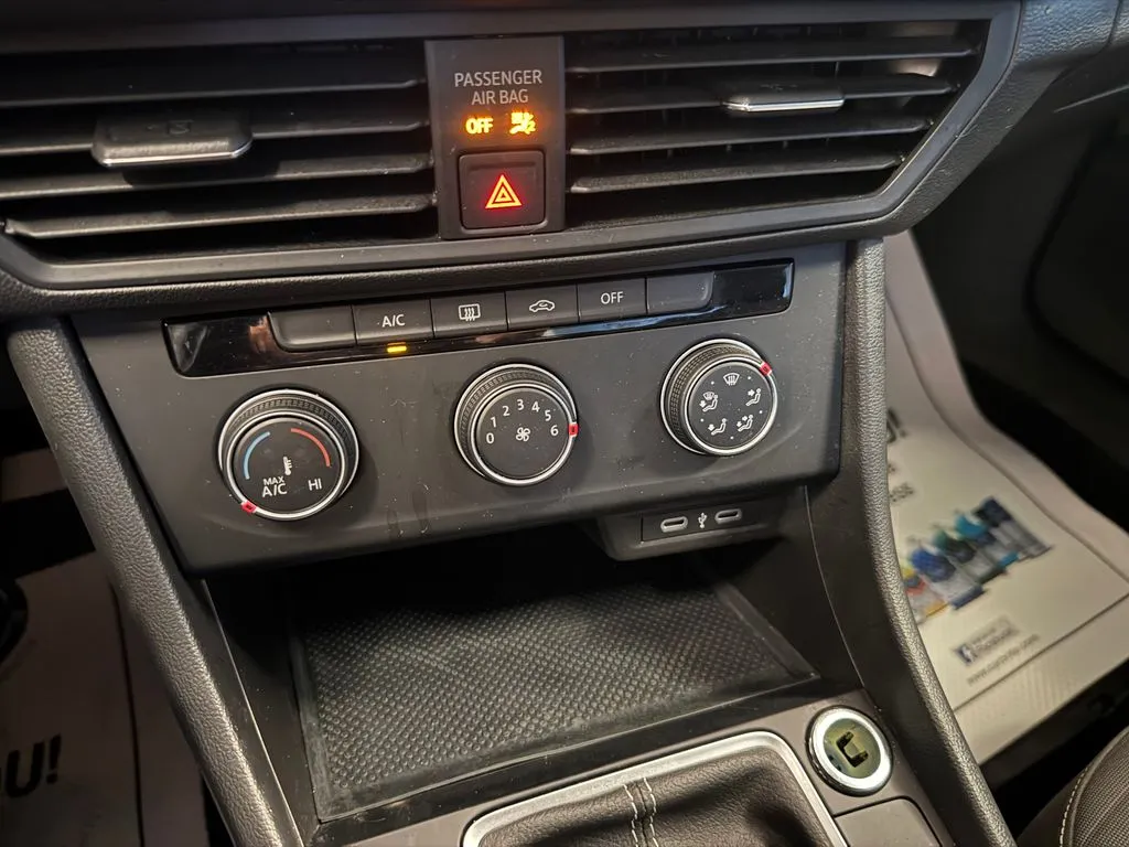 Volkswagen Jetta photo 16