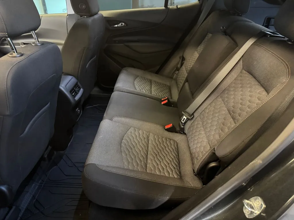 Chevrolet Equinox photo 22
