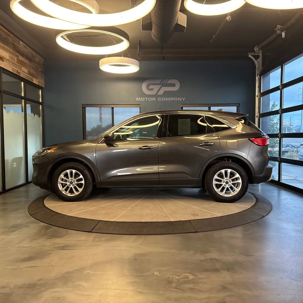 Ford Escape photo 6