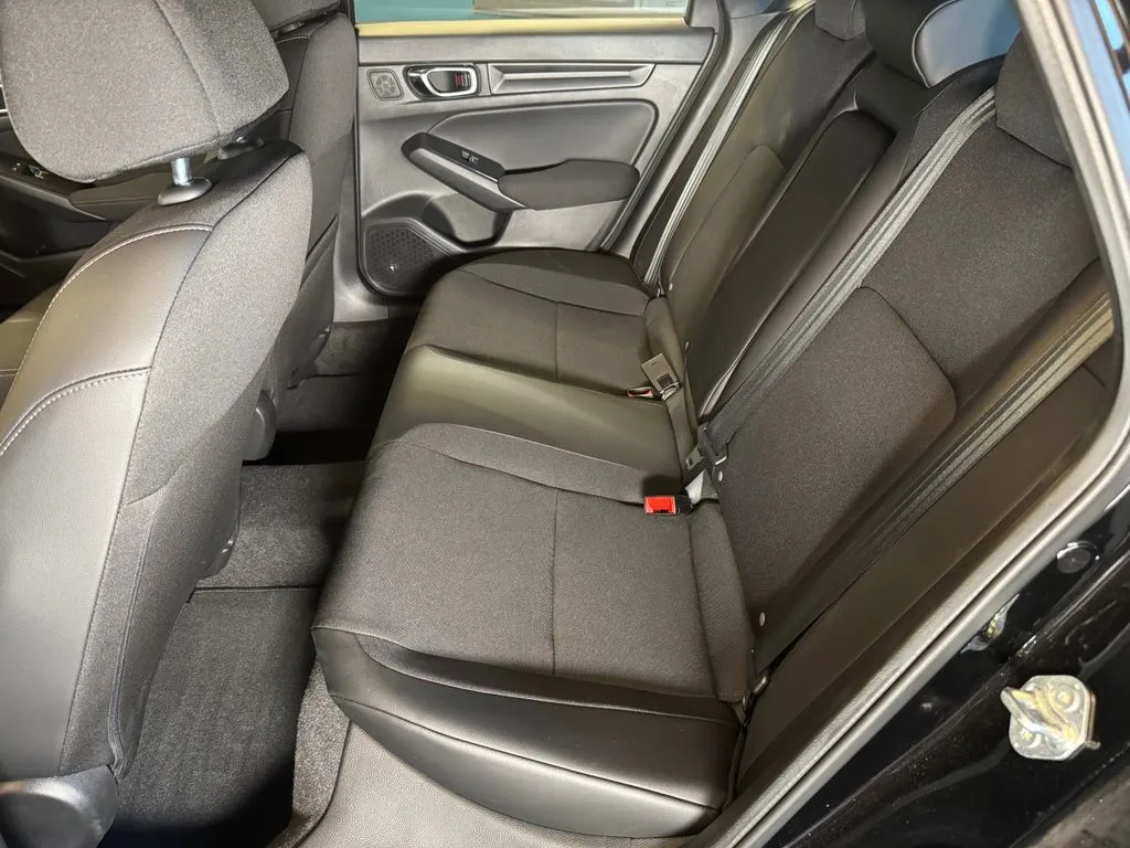 Honda Civic photo 22