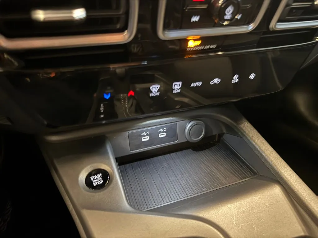 Nissan Sentra photo 16