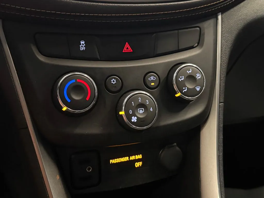 Chevrolet Trax photo 15