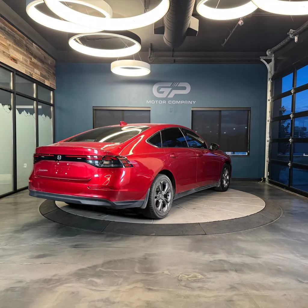 Honda Accord photo 3
