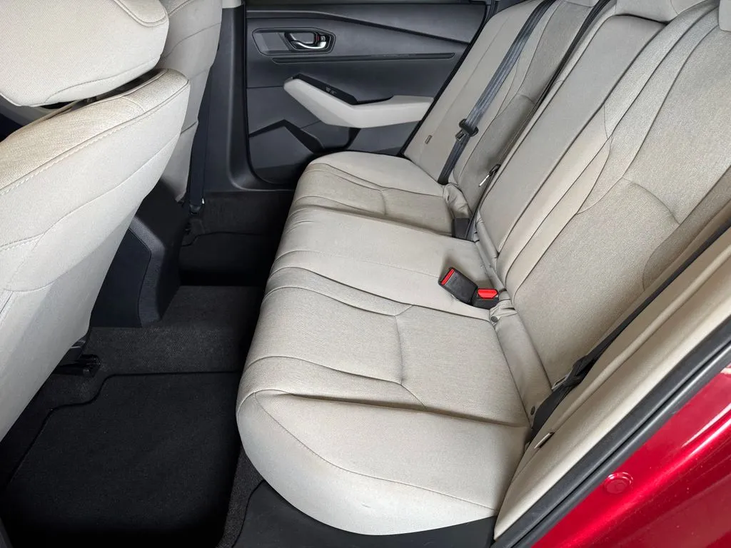 Honda Accord photo 19