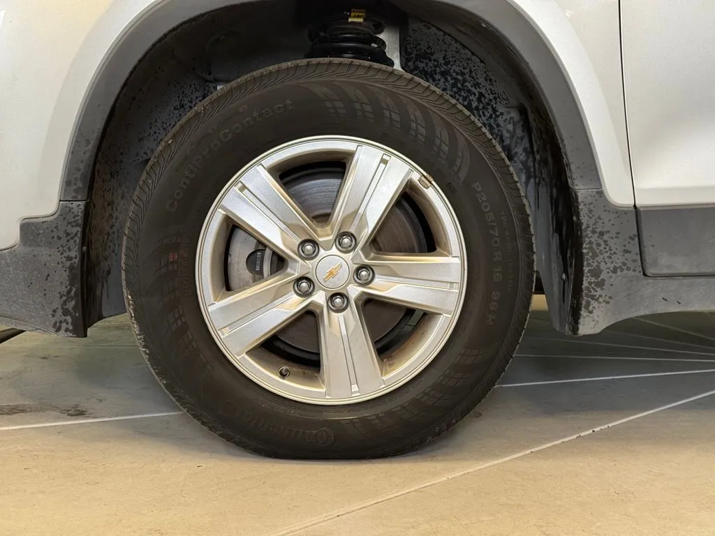 Chevrolet Trax photo 24