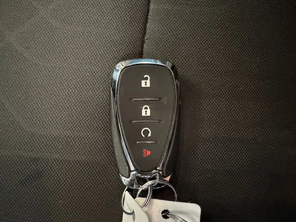 Chevrolet Trax photo 16