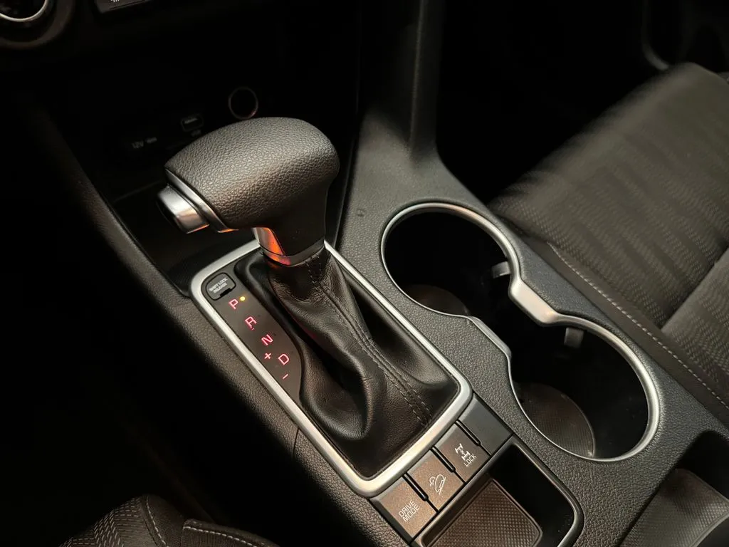 Kia Sportage photo 17
