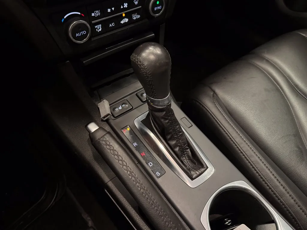 Acura ILX photo 14