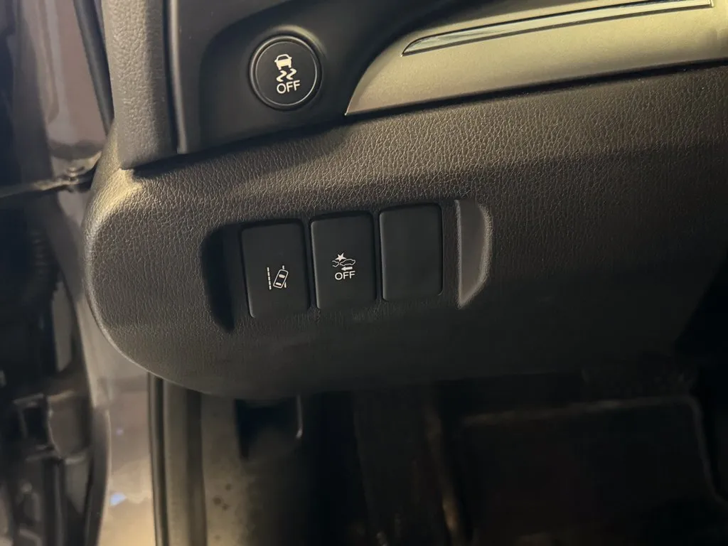 Acura ILX photo 16
