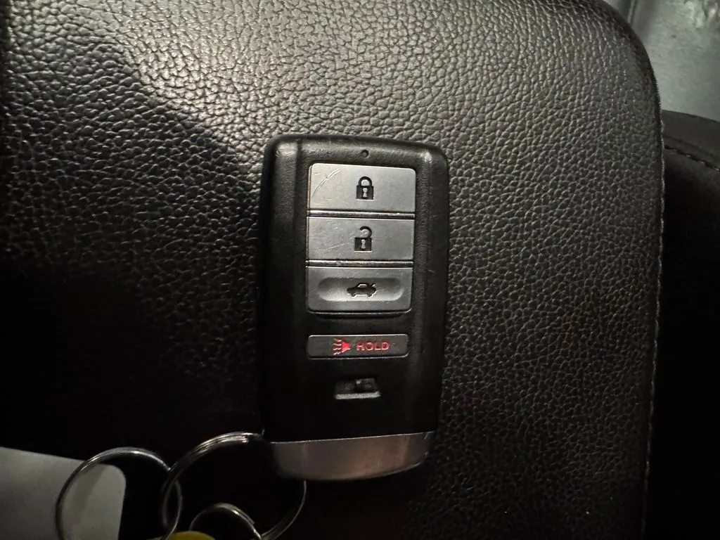 Acura ILX photo 15