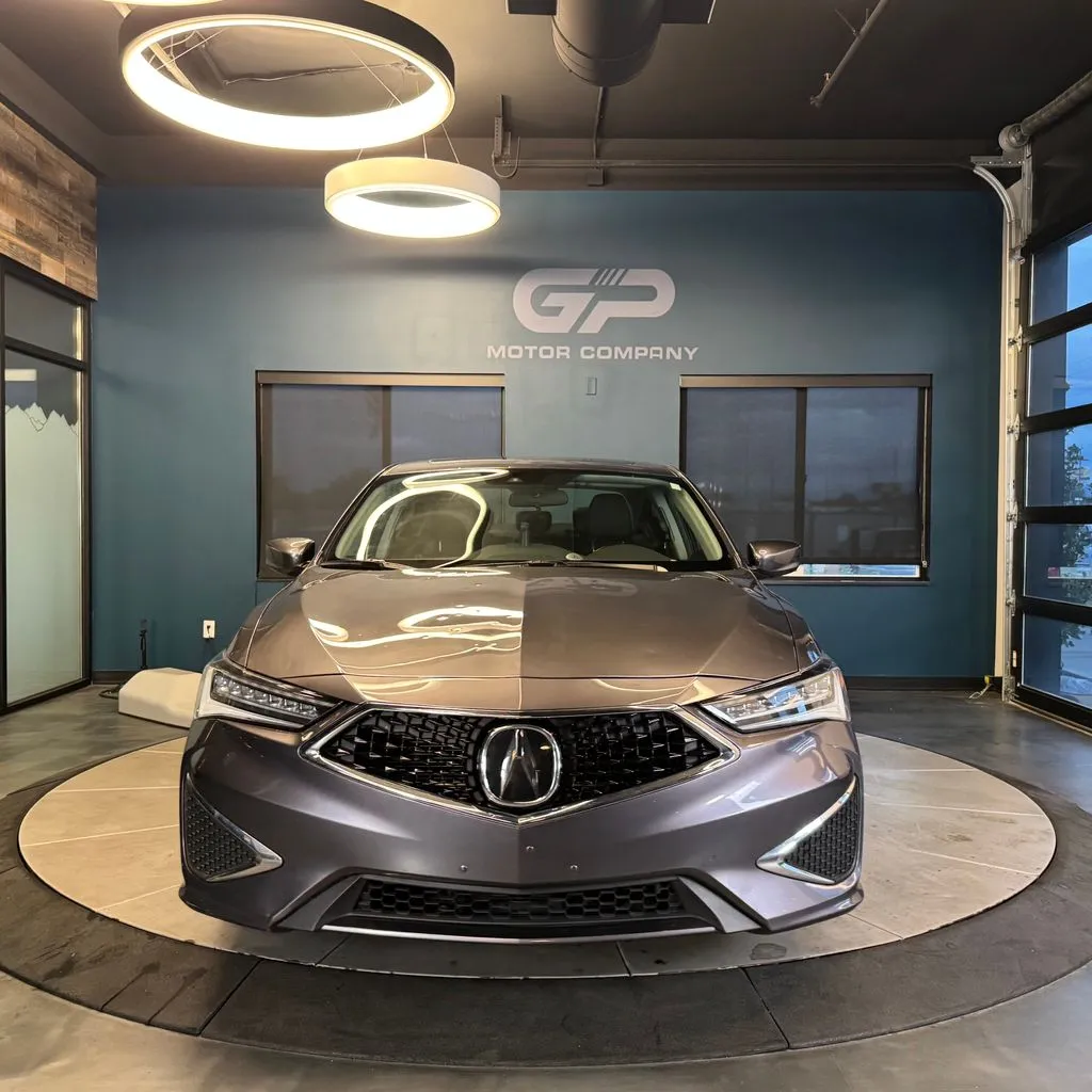Acura ILX photo 8