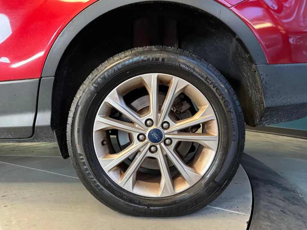 Ford Escape photo 23