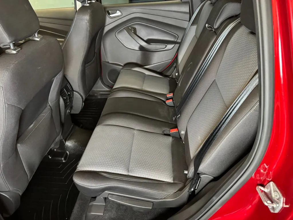 Ford Escape photo 19