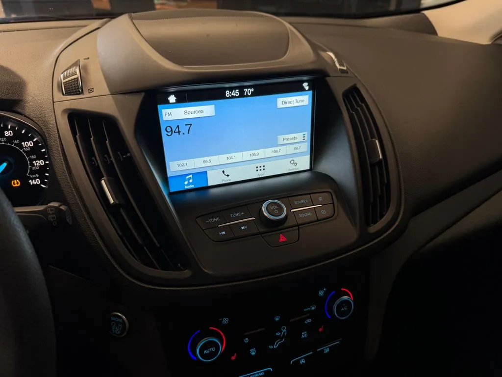 Ford Escape photo 11