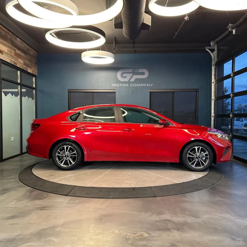 Kia Forte photo 2