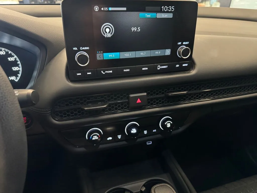 Honda HR-V photo 14