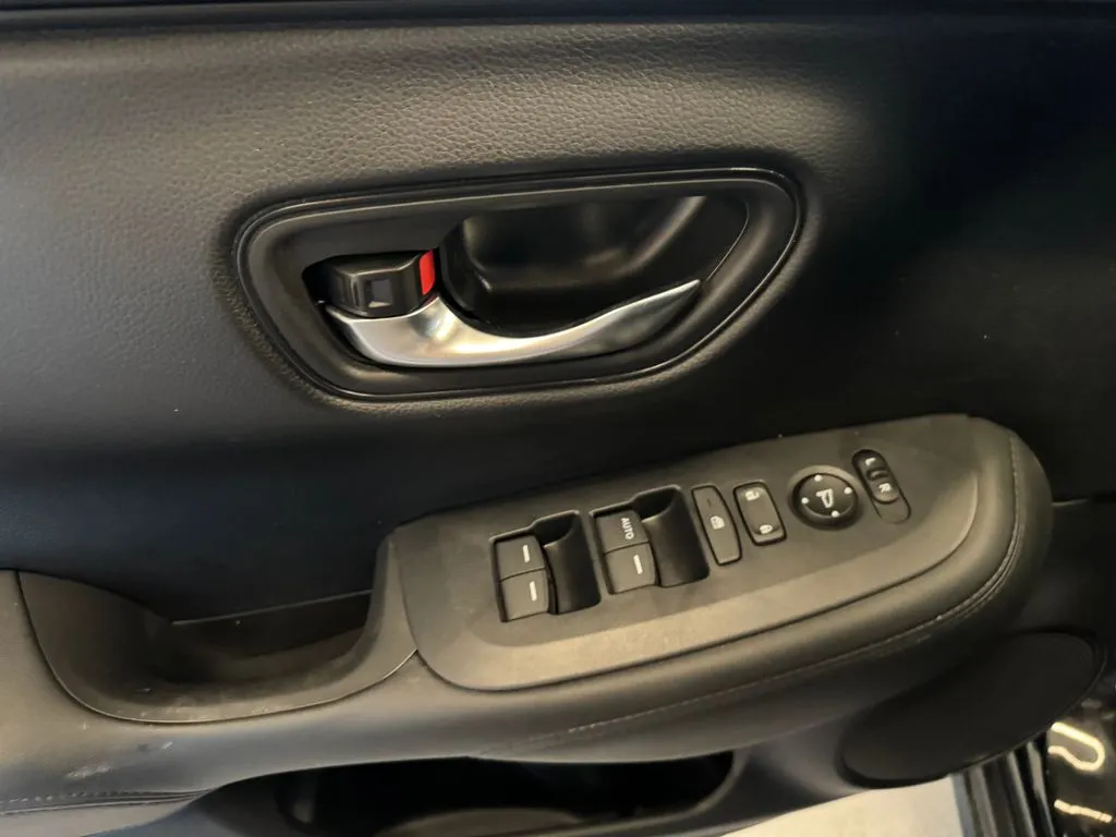 Honda HR-V photo 20