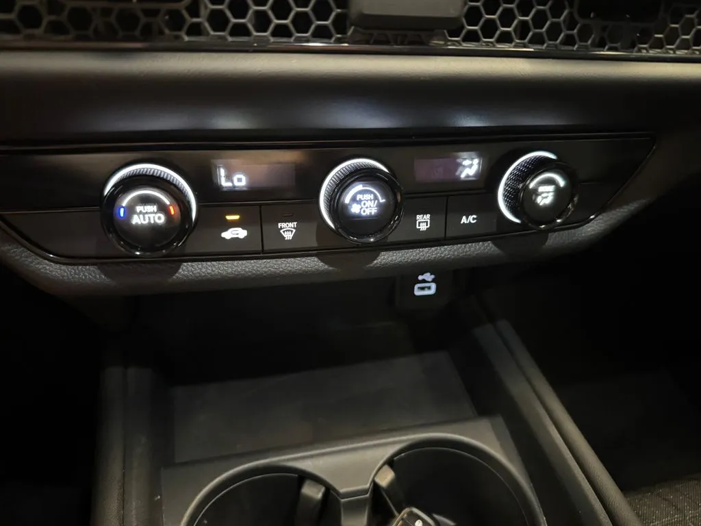 Honda HR-V photo 16