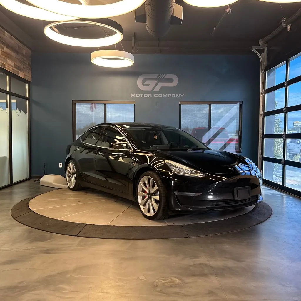 2019 Tesla Model 3 Performance
