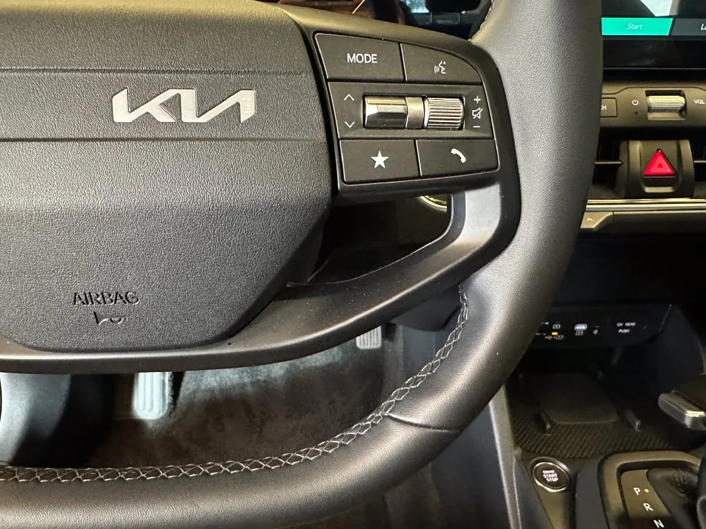 Kia K4 photo 12