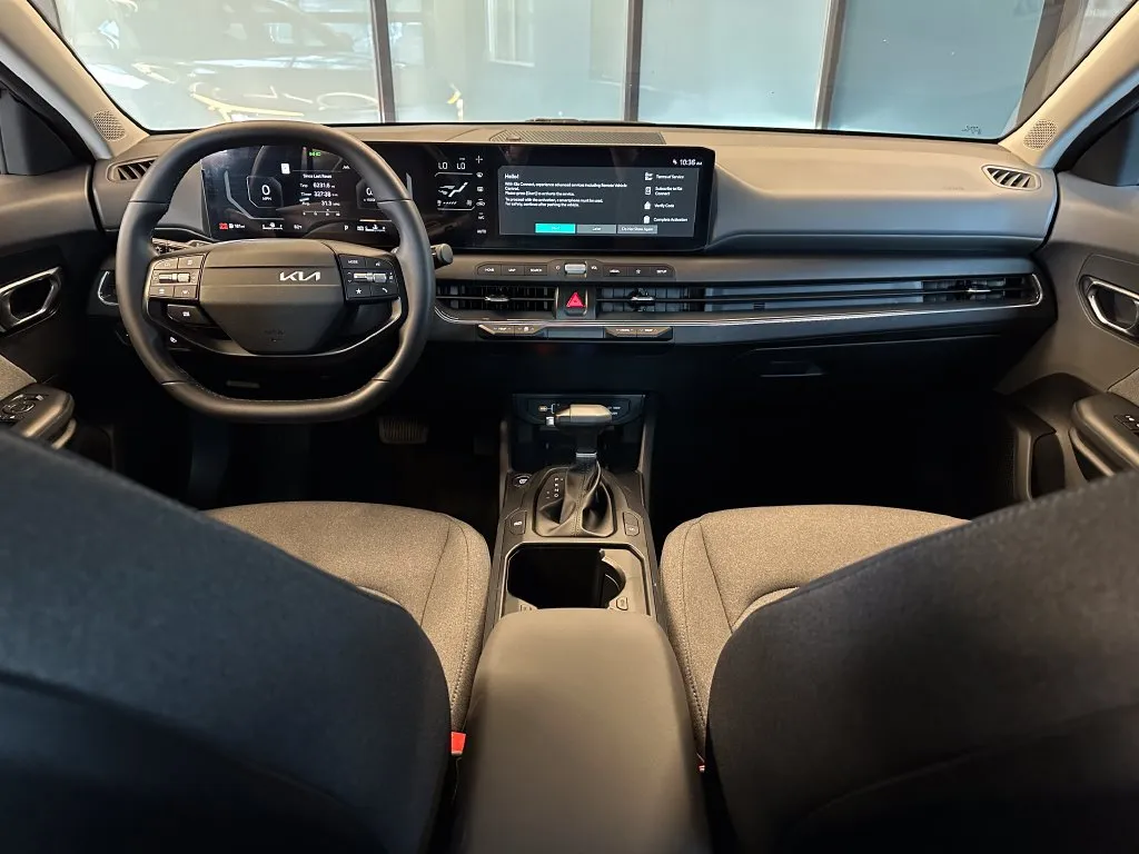 Kia K4 photo 9