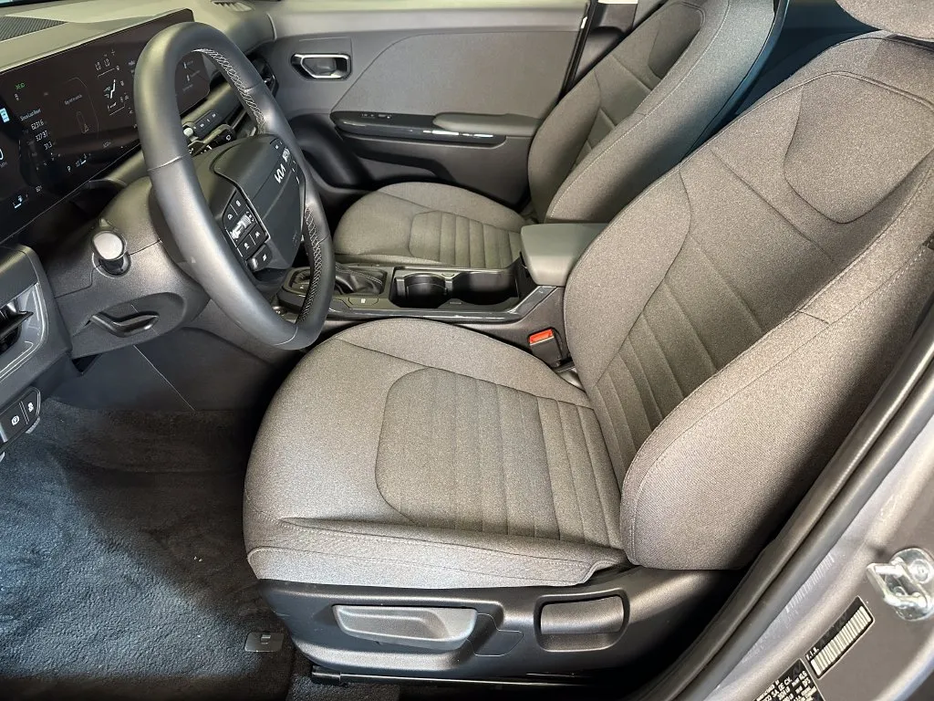 Kia K4 photo 20