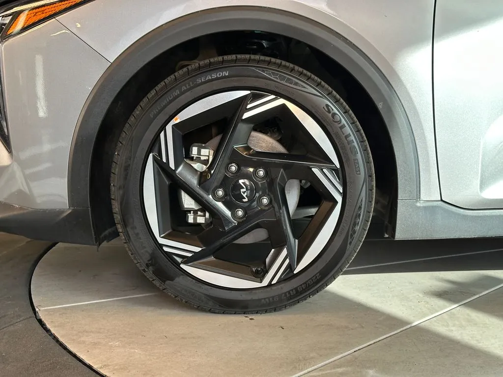 Kia K4 photo 25